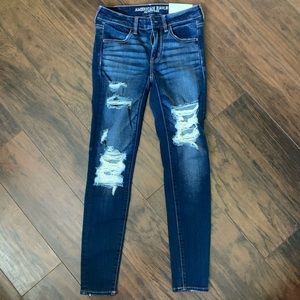 AE Medium/Dark Wash SHORT Skinny Jeggings
